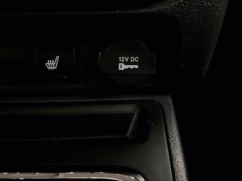 Used 2016 Jeep Patriot High Altitude image 32