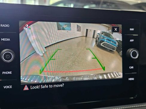 New 2025 Volkswagen Jetta SEL image 29