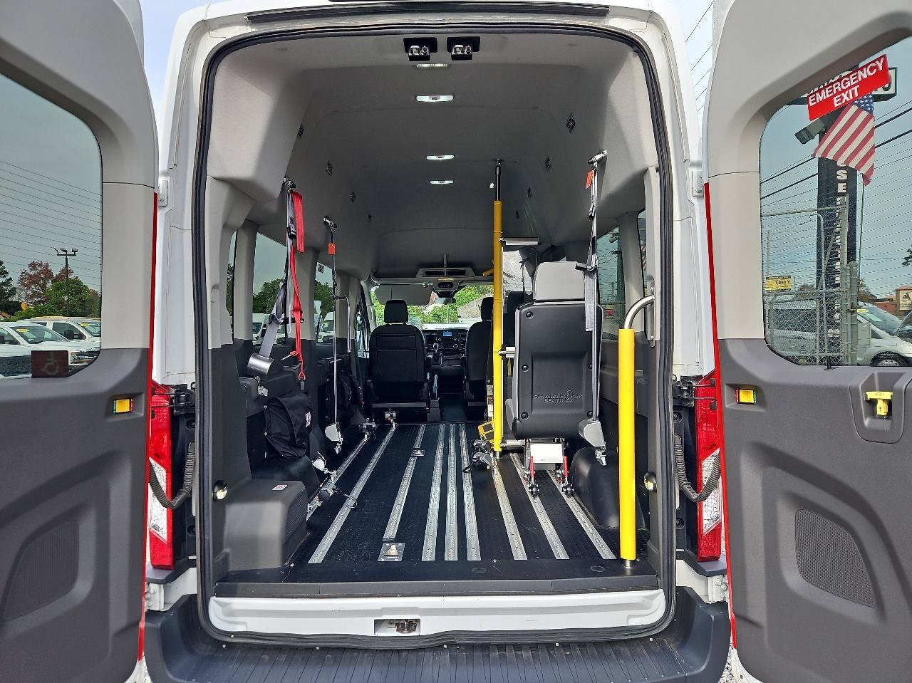 Used 2020 Ford Transit 350 XL RWD image 24