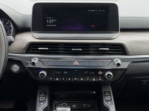Used 2022 Kia Telluride EX image 16