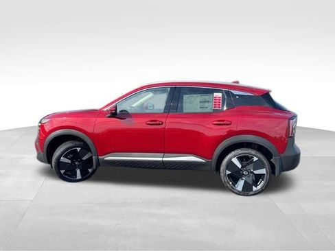 New 2025 Nissan Kicks SR image 5