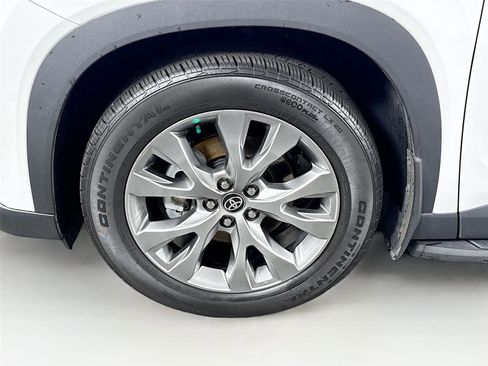 Used 2025 Toyota Grand Highlander FWD image 48