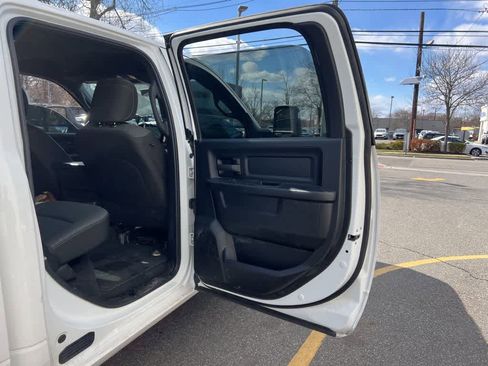 Used 2023 RAM 3500 Tradesman image 19