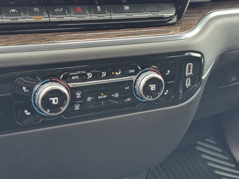 Certified 2024 GMC Sierra 1500 Elevation image 32