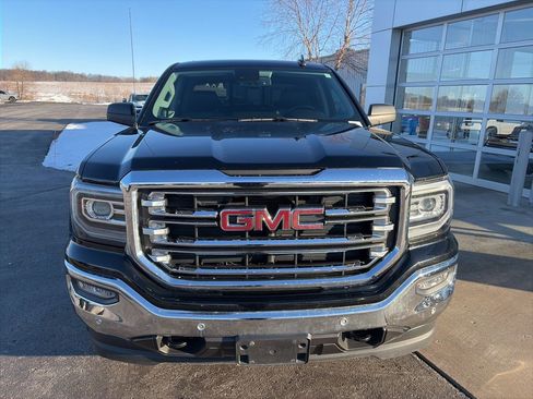 Certified 2018 GMC Sierra 1500 SLT image 3