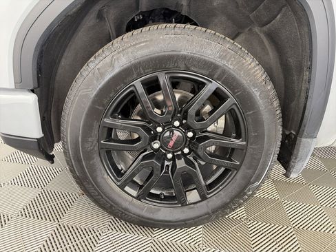 Certified 2024 GMC Sierra 1500 Elevation AWD/4WD image 16