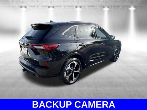 Certified 2023 Ford Escape ST-Line Select w/ Tech Pack #2 AWD/4WD image 4