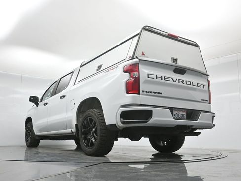 Used 2022 Chevrolet Silverado 1500 Custom w/ LPO, Blackout Package AWD/4WD image 44