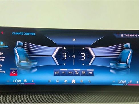 Used 2025 BMW X6 M60i image 47