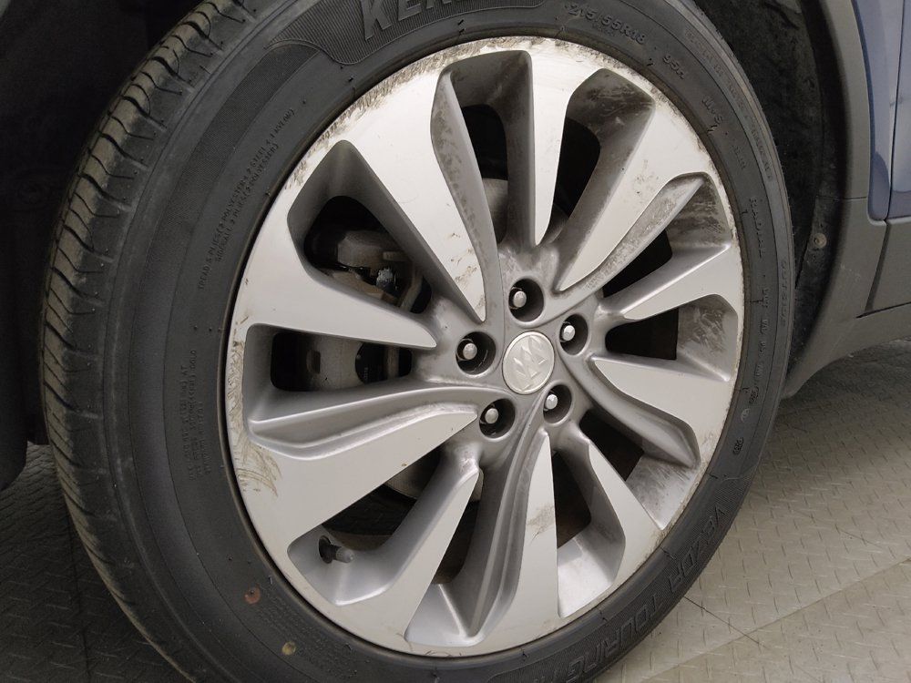 Used 2020 Buick Encore Preferred FWD image 31