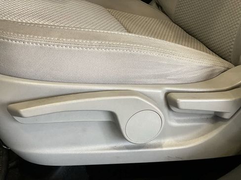 Used 2016 Subaru Forester 2.5i w/ Popular Package #2 image 15