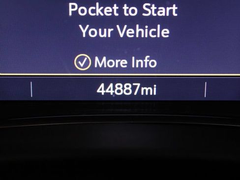 Used 2022 GMC Terrain SLT w/ Tech Package AWD/4WD image 6