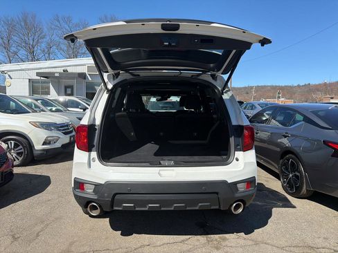 Used 2023 Honda Passport EX-L image 10