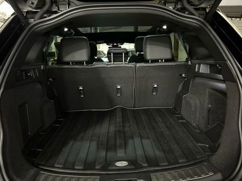 Used 2023 Land Rover Discovery Sport SE AWD/4WD image 27
