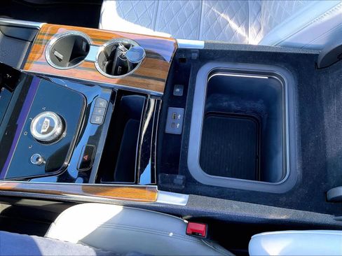 Used 2025 Cadillac Escalade Sport Platinum image 37