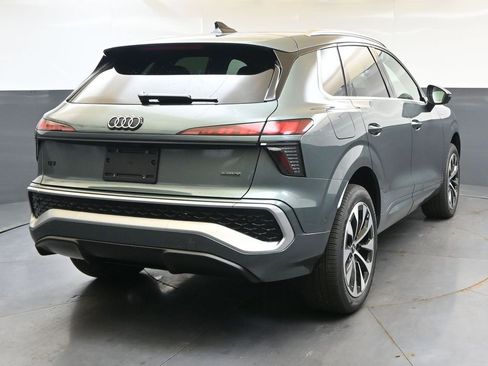 New 2026 Audi Q3 quattro 2.0T AWD/4WD image 5