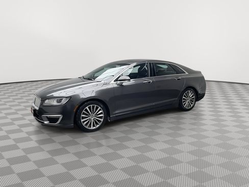 Used 2020 Lincoln MKZ AWD image 33