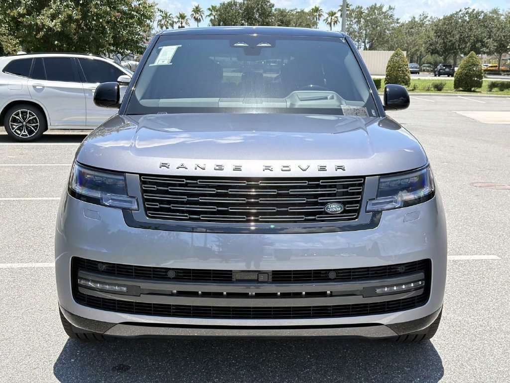 Used 2026 Land Rover Range Rover Long Wheelbase SE AWD/4WD image 8