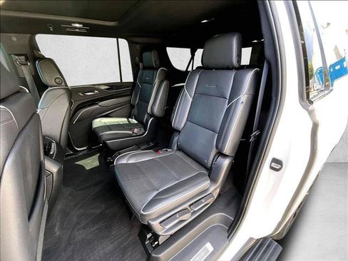 Used 2022 Cadillac Escalade ESV Sport w/ Touring Package RWD image 27