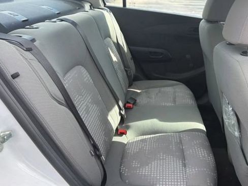 Used 2017 Chevrolet Sonic LS image 17