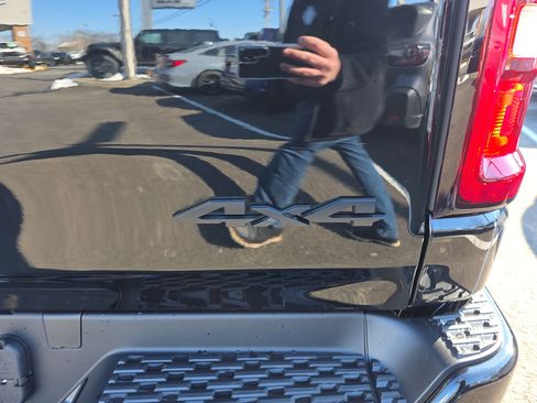New 2026 RAM 1500 Big Horn AWD/4WD image 28