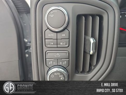 New 2026 GMC Sierra 1500 Pro AWD/4WD image 31