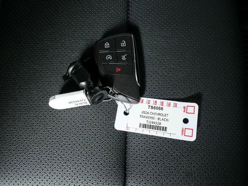 New 2026 Chevrolet Traverse Z71 w/ Driver Confidence Package image 26