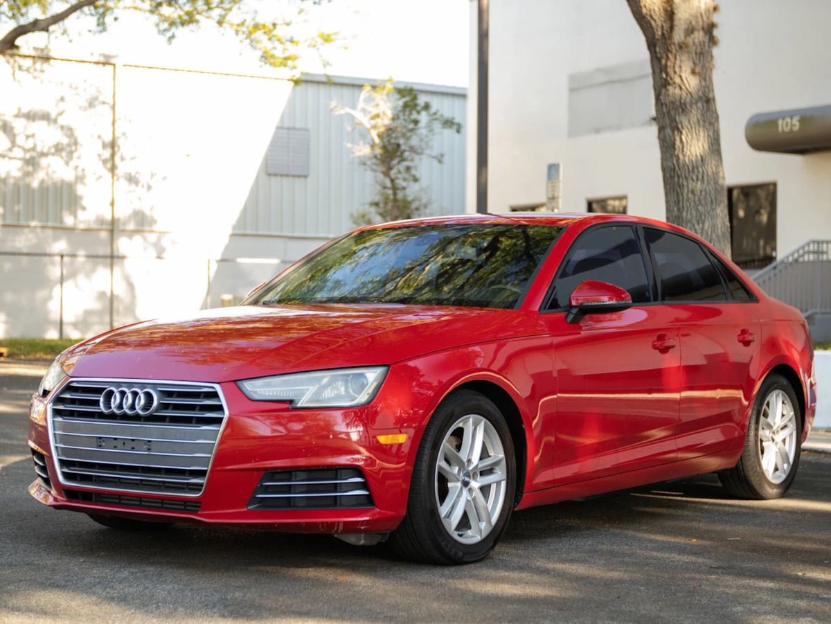 Used 2017 Audi A4 2.0T Ultra Premium w/ Convenience Package FWD image 7