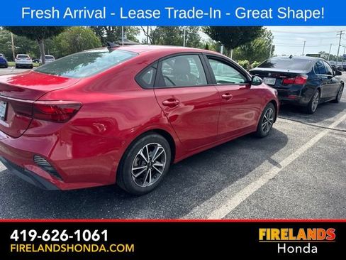 Used 2023 Kia Forte LXS w/ LXS Technology Package FWD image 7