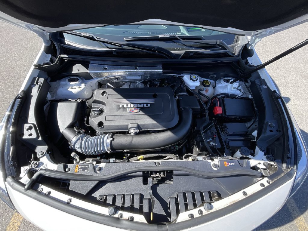 Used 2022 Cadillac XT4 Sport AWD/4WD image 14