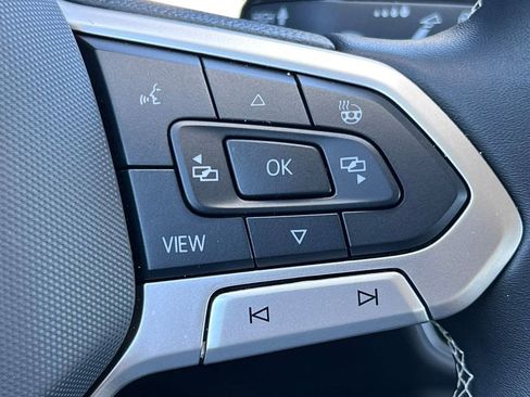 Used 2025 Volkswagen Taos S AWD/4WD image 18