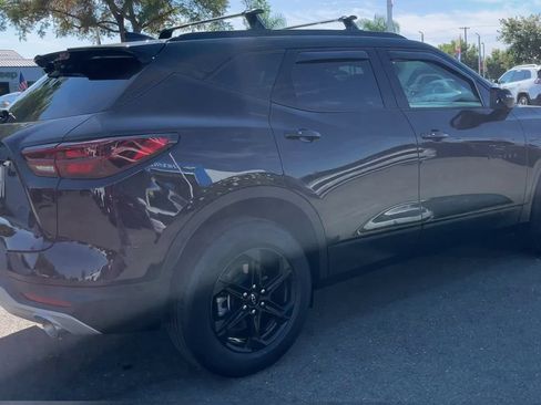 Used 2024 Chevrolet Blazer LT w/ Sound & Technology Package AWD/4WD image 7