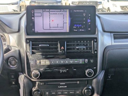Used 2023 Lexus GX 460 Premium image 15