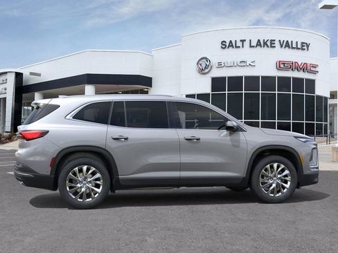 New 2026 Buick Enclave Preferred image 5