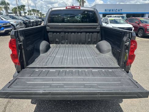 Used 2021 Toyota Tundra Limited w/ Limited Premium Package AWD/4WD image 25