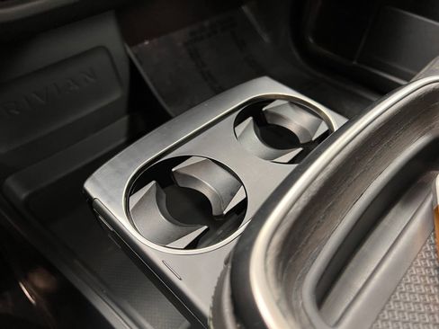 Used 2023 Rivian R1T Adventure image 22