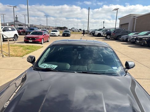 Used 2022 Ford Mustang GT Premium w/ Equipment Group 401A image 5