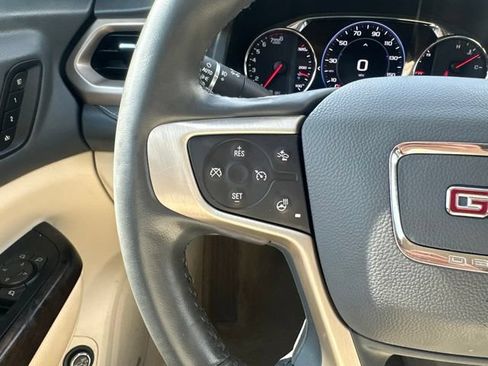 Used 2023 GMC Acadia Denali AWD/4WD image 25