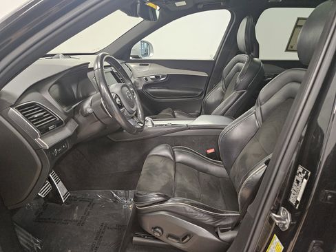Used 2018 Volvo XC90 T8 R-Design w/ Convenience Package image 8