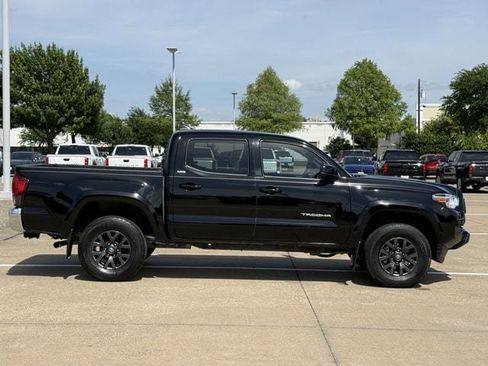 Used 2023 Toyota Tacoma SR5 RWD image 3