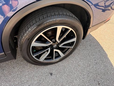 Used 2019 Nissan Rogue SL w/ Premium Package AWD/4WD image 21