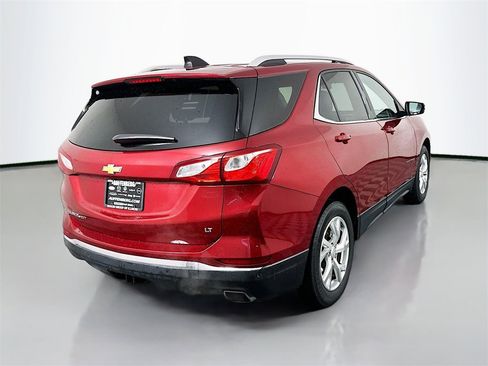 Used 2018 Chevrolet Equinox LT image 7