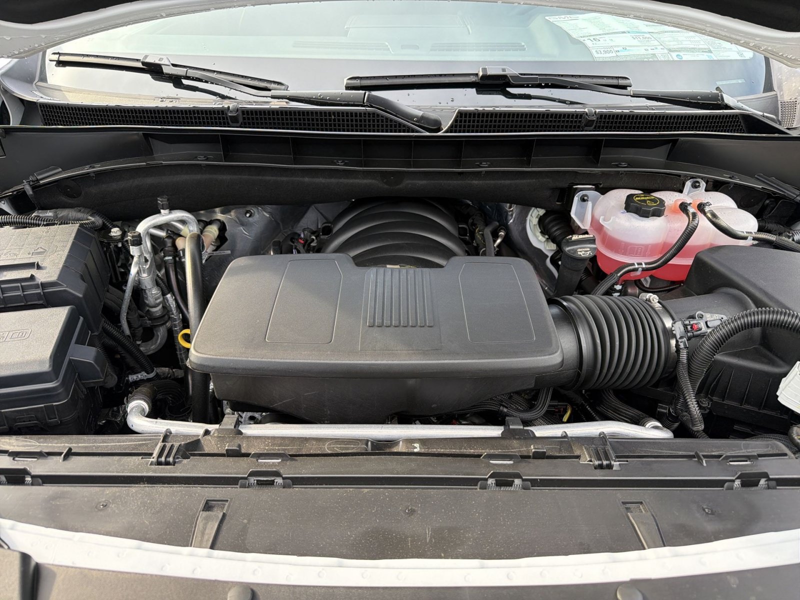 New 2026 GMC Yukon AT4 w/ AT4 Premium Plus Package AWD/4WD image 29