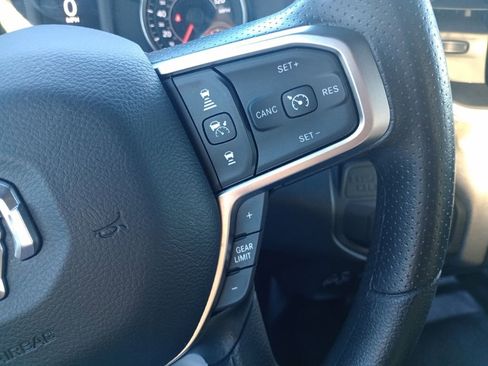 Used 2025 RAM 2500 Tradesman w/ Chrome Appearance Group AWD/4WD image 28
