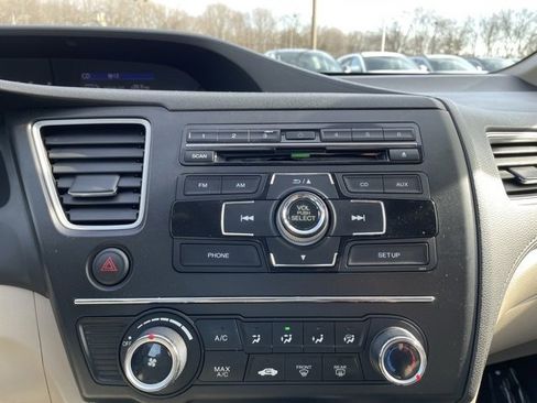 Used 2014 Honda Civic LX image 18