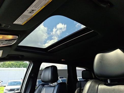 Used 2015 Jeep Grand Cherokee Altitude AWD/4WD image 18