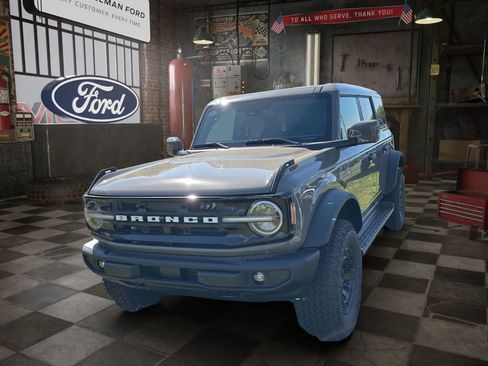 New 2026 Ford Bronco Outer Banks AWD/4WD image 1