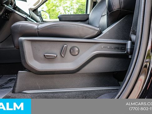 Used 2025 Ford Expedition Platinum AWD/4WD image 20