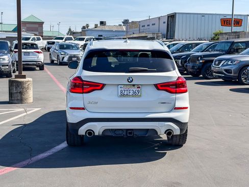 Used 2019 BMW X3 sDrive30i w/ Premium Package image 3