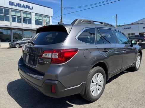 Used 2019 Subaru Outback 2.5i Premium w/ Popular Package #2 AWD/4WD image 7
